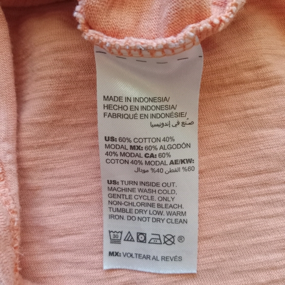 Chico's The Ultimate Tee Medium EUC Three Quarter Sleeves Light Pumpkin Color - Picture 5 of 5